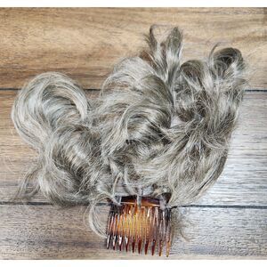Hair Piece On Wire Med Brown    A-7